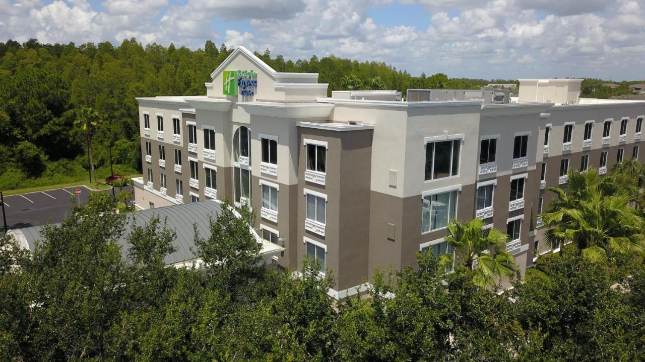 Holiday Inn Express And Suites Tampa I-75 At Bruce B. Downs By Ihg Ngoại thất bức ảnh